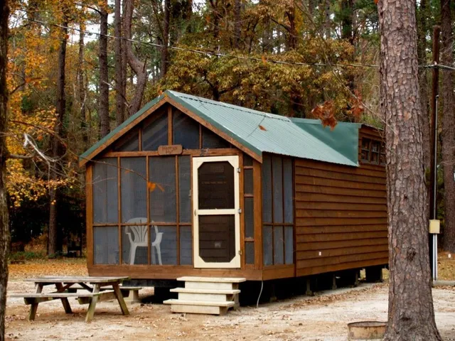 Powell Park Resort & Marina