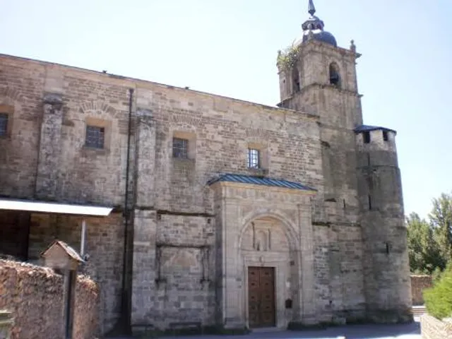 Monasterio Santa María de Carracedo