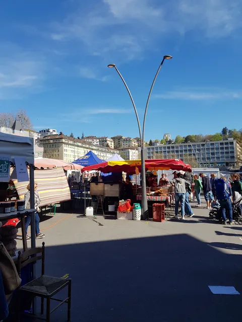 Marché, place de la Riponne