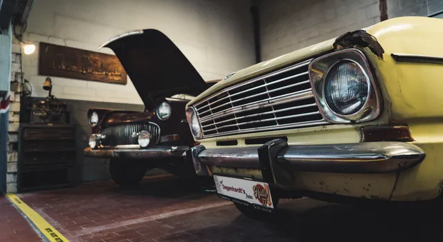 Hall 77 Classic Car and Antique Car Museum and Reseller