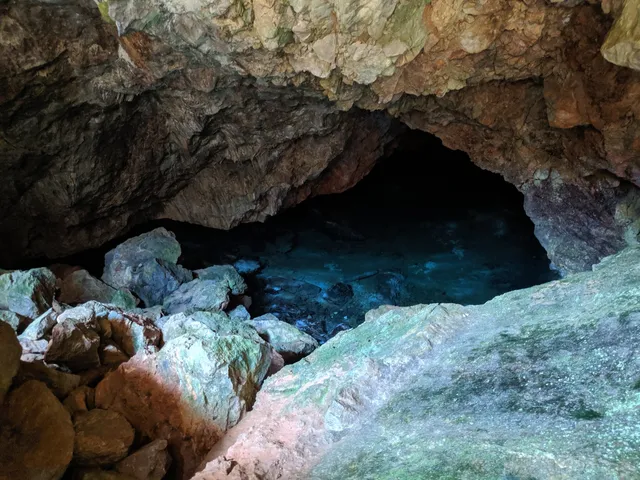 Peristeri Cave