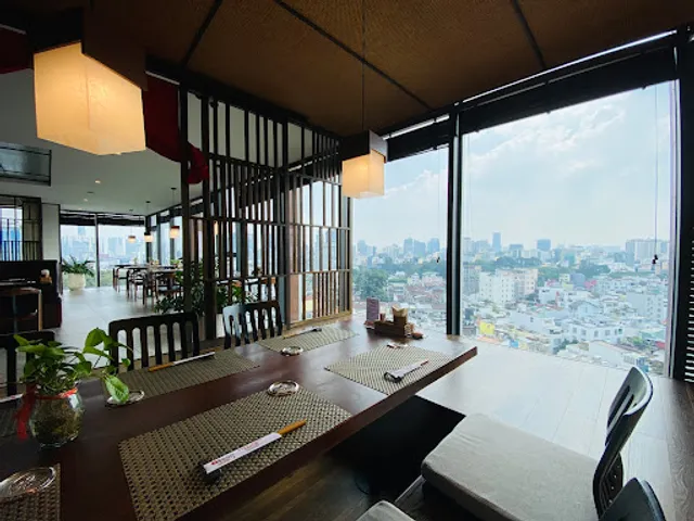 Sushi World Signature