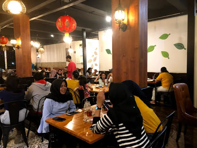 Kemangi Cafe & Resto