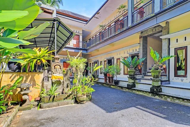 OYO 92438 Nugraha Stay