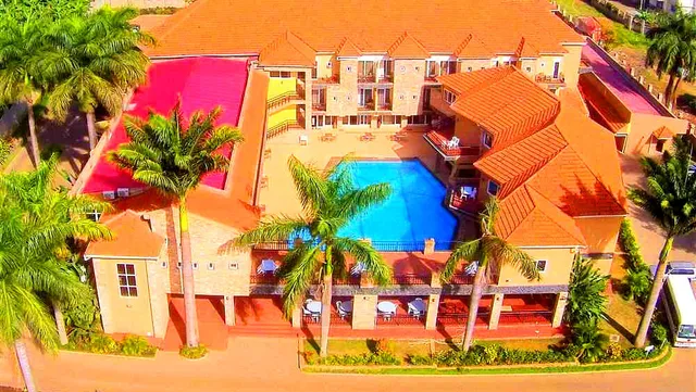 Wash And Wills Hotel