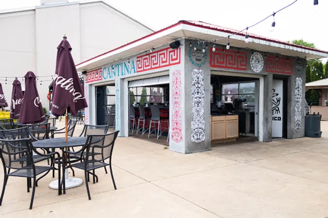 Harbor House Bar & Grill and Riverside Banquet Center