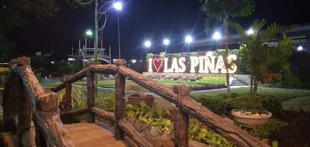 LAS PIÑAS BOTANICAL GARDEN