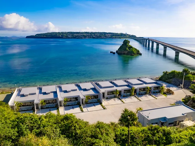 Feliz Villa Suite Kourijima island View