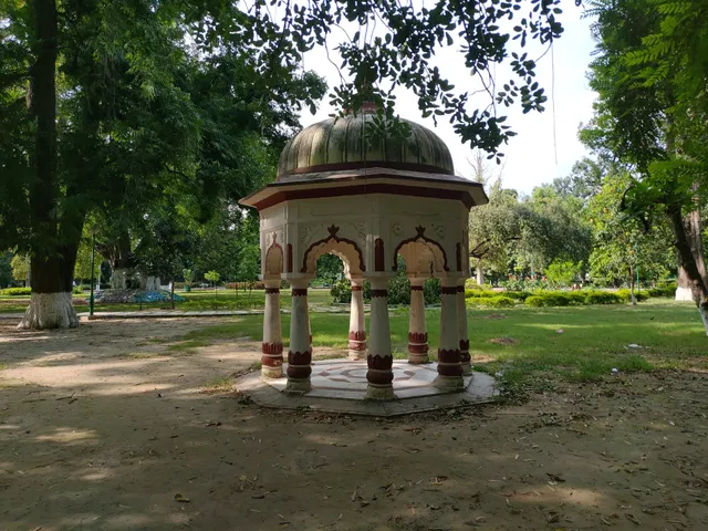 Barandari Garden
