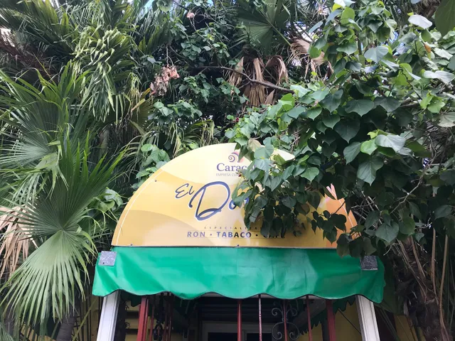 La Corona Cigar Factory