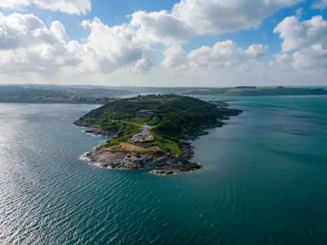 Pendennis Point