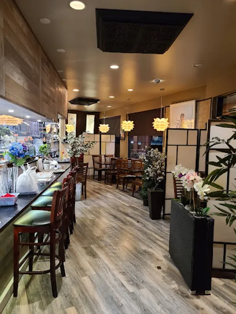 Vedder Sushi & Japanese Restaurant