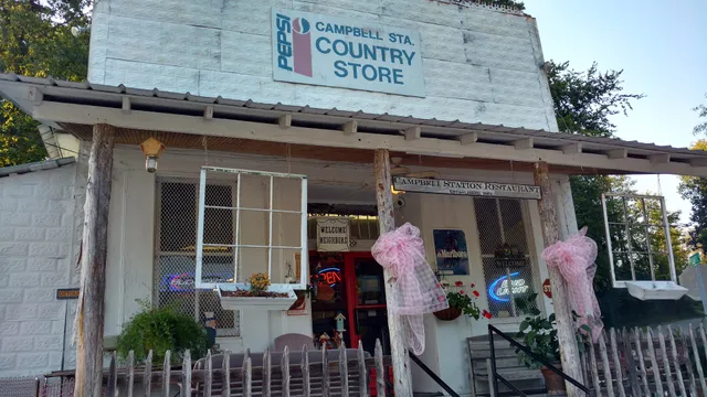 The Campbell Station Country Store Restaurant