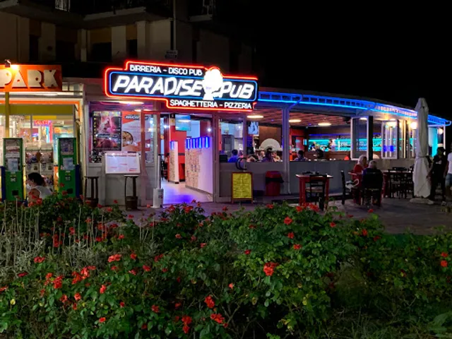 Paradise Pub