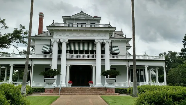 The McFaddin-Ward House Historic Museum