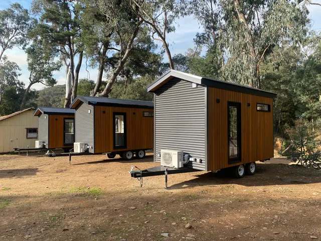 Bright Cabin and Caravan Park