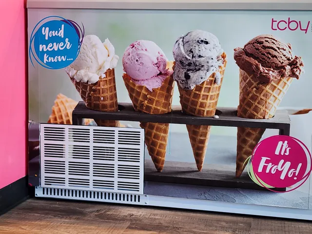 TCBY (THE BEST NUTRITIONAL FROZEN YOGURT )