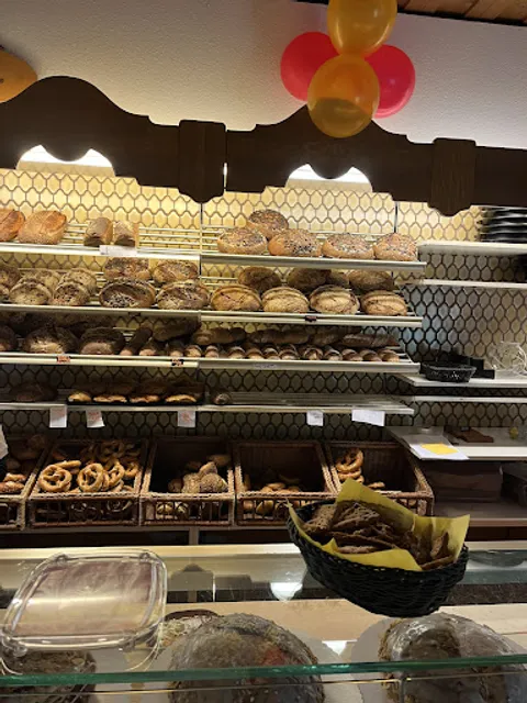 Pizzeria/Bäckerei Kurt