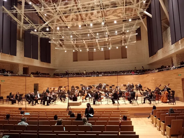 Tlaqná, Cultural Center