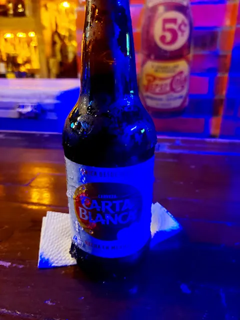 Garage restaurante bar