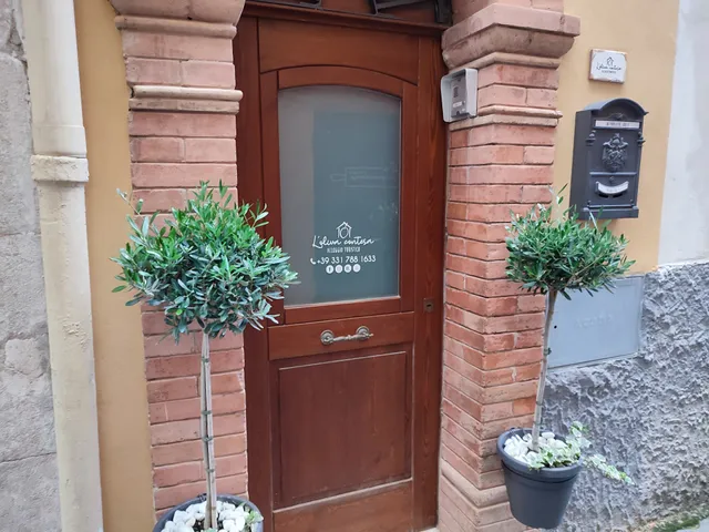 L'oliva contesa - civico 74