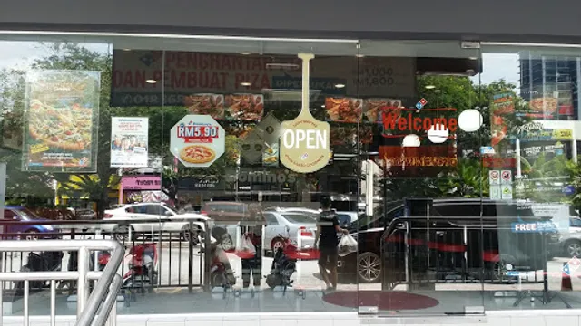 Domino's Taman Tun Dr Ismail