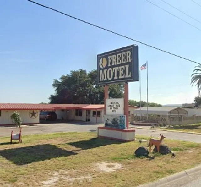 Freer Motel