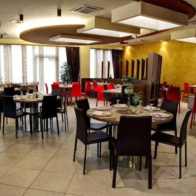 Aurora Oriental Restaurant