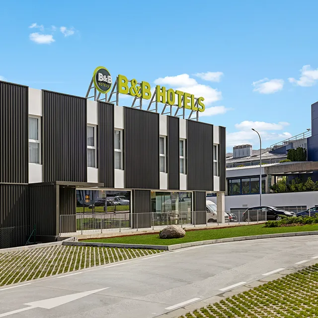 B&B HOTEL Santiago Milladoiro