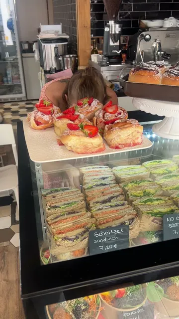 From Julia ( bei Regen ⛈️ geschlossen )