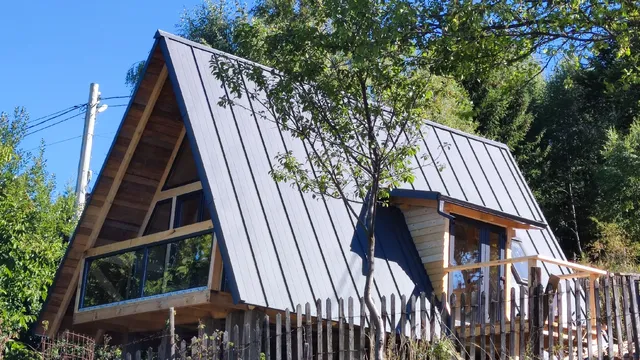 Triangle House Parang