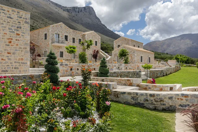 Salvia Areopolis All Suite Hotel