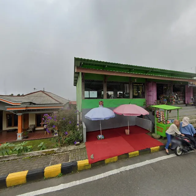 Warung Makan Cemoro Sewu Bu Visna Dan Wm.sekar