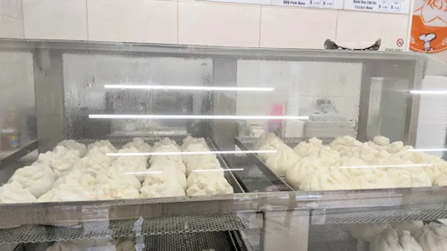 Henry Steam Buns