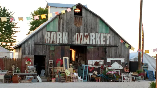 Chandelier Barn Market
