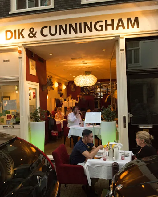 Restaurant DenC, Dik en Cunningham