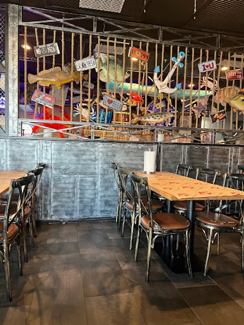 Mr. & Mrs. Crab Juicy Seafood & Bar - Taylorsville, UT