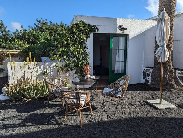 5 palmas guest house