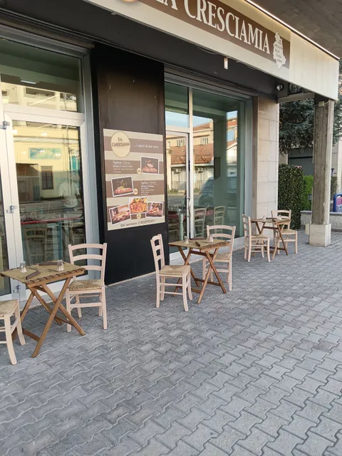 Epoca - Ristorante Pucceria Aperitivo