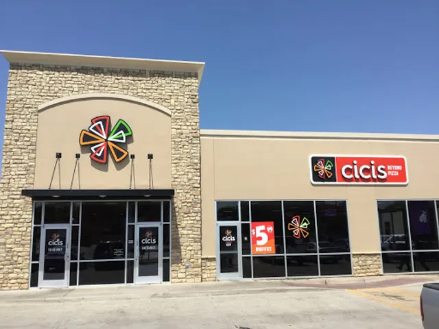 Cicis Pizza