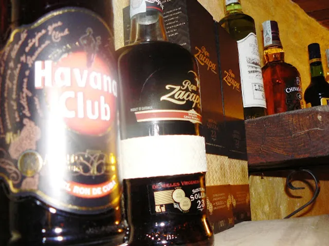 La Cantinetta - Cucina tipica - Enoteca e pizza