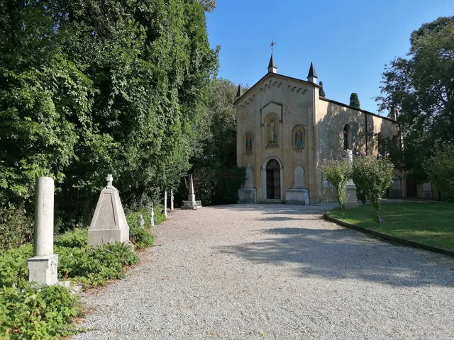 Ossuary Chapel of St. Martin