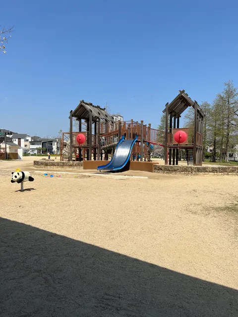 Kamihozumi Park
