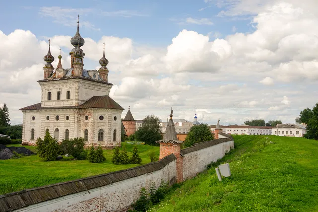 Mikhaylo-Arkhangel'skiy Monastyr'