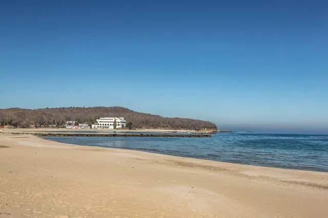 Perla Beach