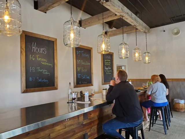 Schade Vineyard & Winery