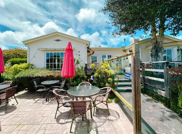 Zab Zab Thai Cuisine