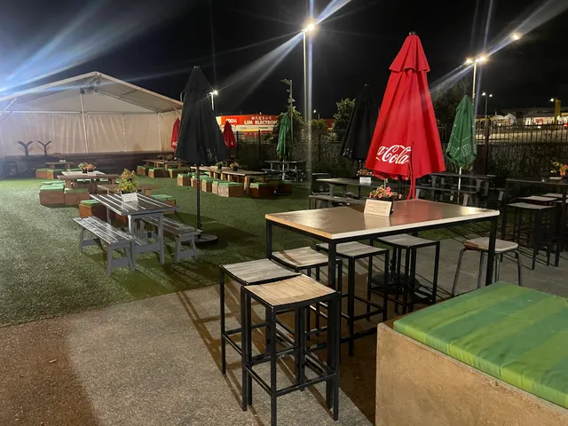 Woodside Bar Dining Functions