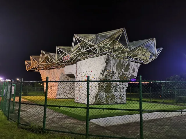 Neihu Sports Park