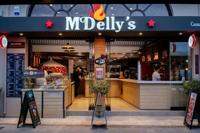 Delly's Casual Restaurant